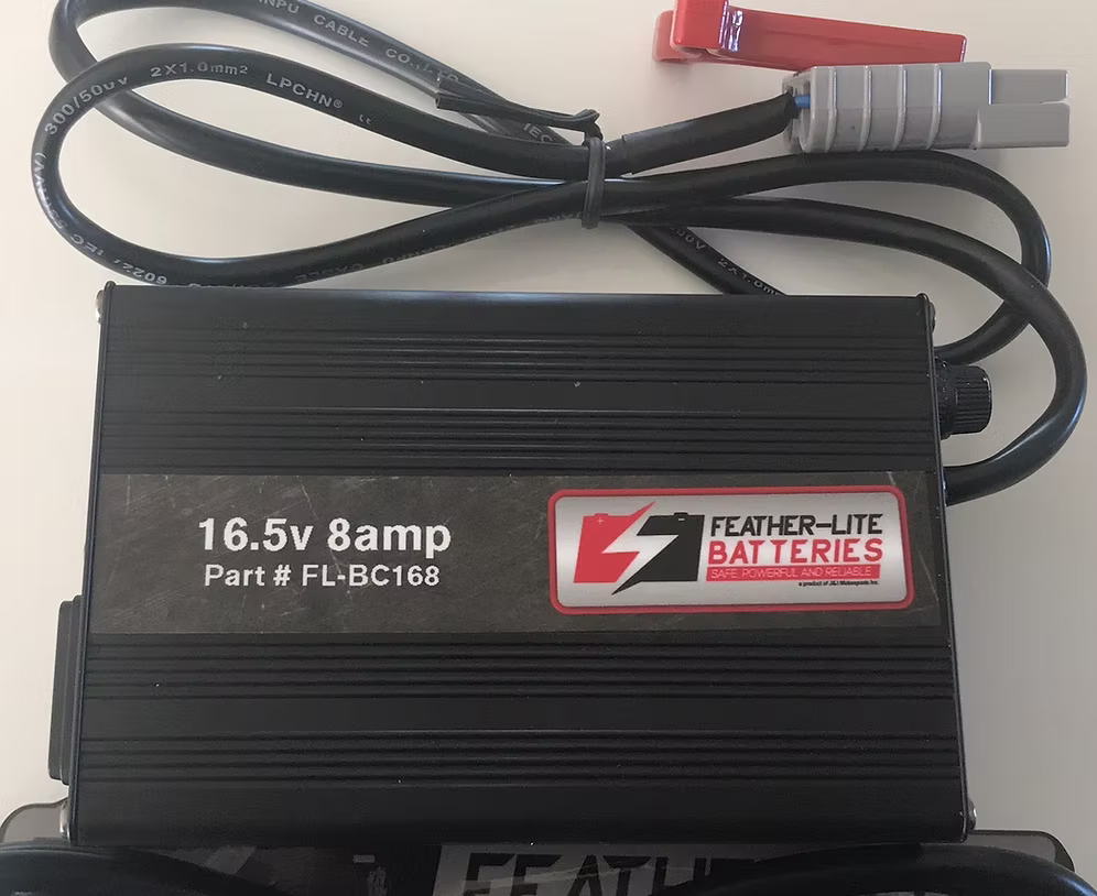 FEATHER-LITE 16V CHARGER